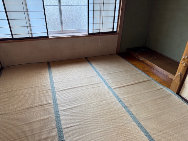 母屋:2階和室(南)